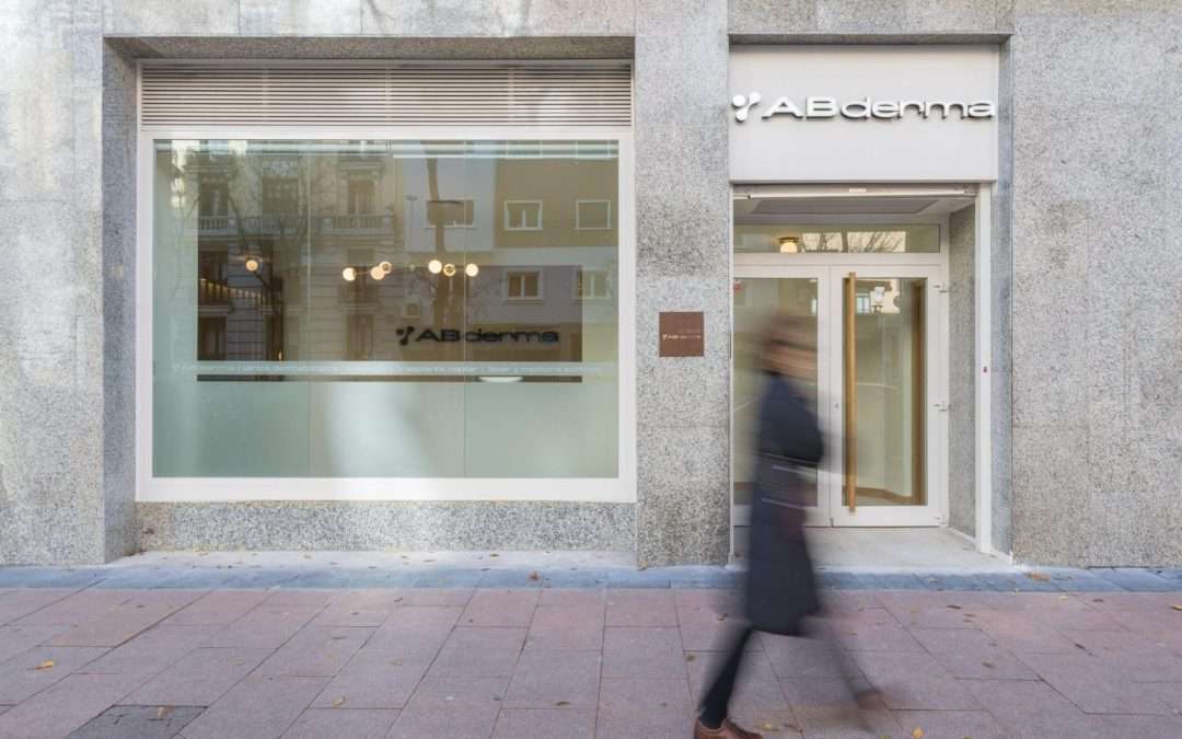 Fachadas de clínicas estéticas que reflejan belleza y bienestar